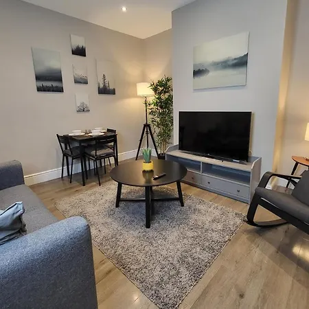 Apartment Park House Modernised 2 Bedroom